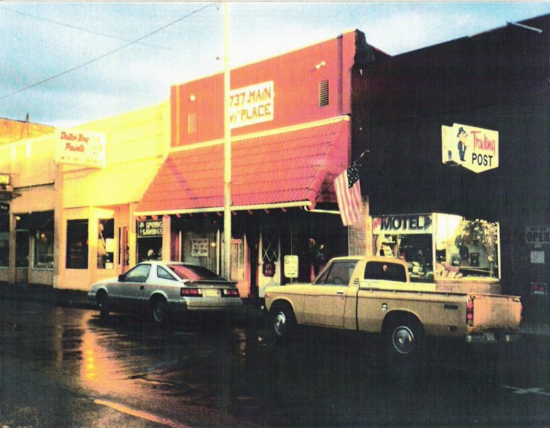 737 Main